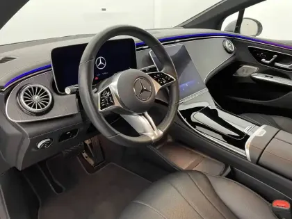 Photo 27 Mercedes EQE  300