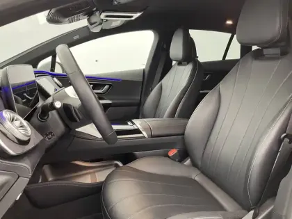 Photo 14 Mercedes EQE  300