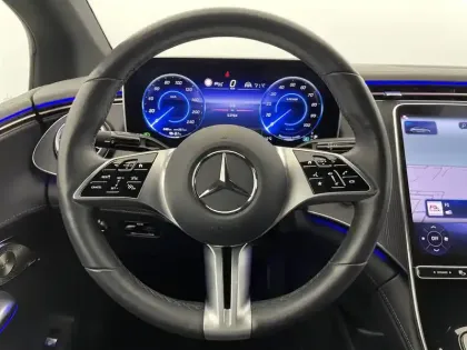 Photo 21 Mercedes EQE  300