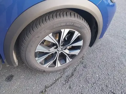 Photo 11 Renault Captur  E-Tech full hybrid 145