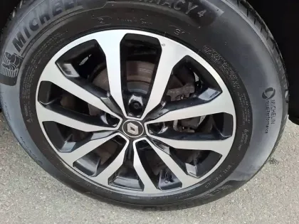 Photo 6 Renault Kadjar  Blue dCi 115 EDC