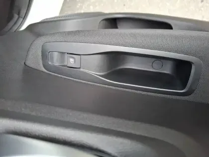 Photo 21 Renault Kadjar  Blue dCi 115 EDC