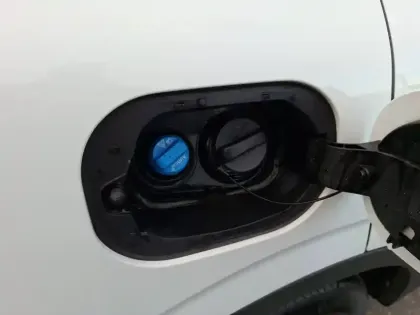 Photo 8 Renault Kadjar  Blue dCi 115 EDC