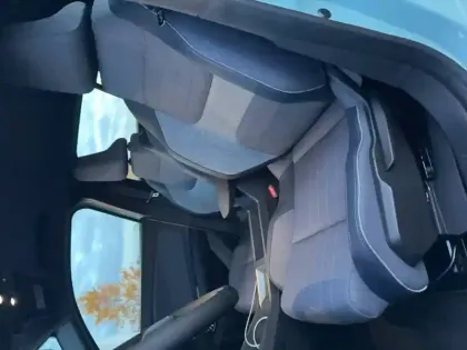 Photo 8 Renault 4 Renault  E-Tech Electrique 150 ch autonomie confort