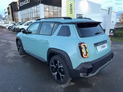 Photo 2 Renault 4 Renault  E-Tech Electrique 150 ch autonomie confort