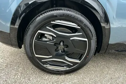 Photo 9 Peugeot 3008  Electrique 325 ch 4x4 73 kWh