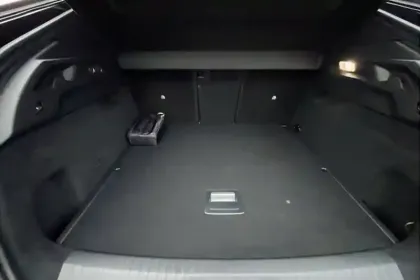 Photo 11 Peugeot 3008  Electrique 325 ch 4x4 73 kWh