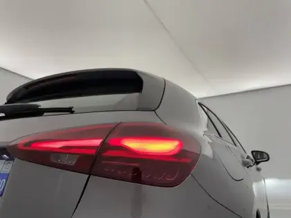 Photo 29 Mercedes Classe A  250 e 8G-DCT