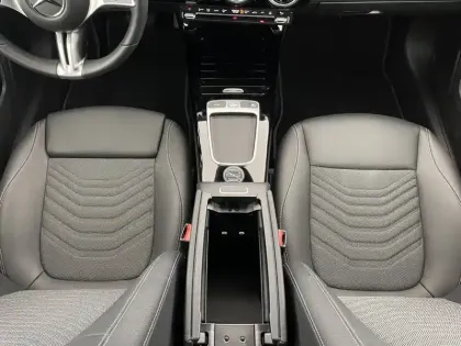 Photo 25 Mercedes Classe A  250 e 8G-DCT