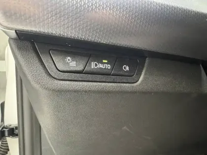 Photo 21 BMW Serie 2 Active Tourer 218d 150 ch DKG7