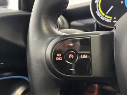 Photo 33 Mini Mini Hatch 3 Portes Cooper SE 184 ch