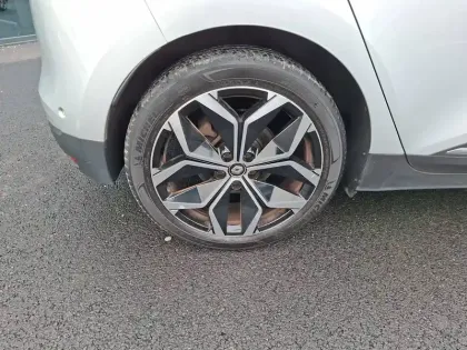 Photo 13 Renault Scenic  TCe 140 FAP EDC - 21