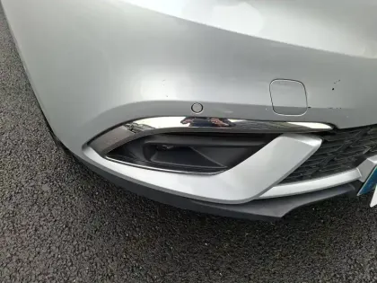 Photo 16 Renault Scenic  TCe 140 FAP EDC - 21