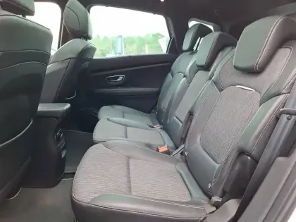 Photo 22 Renault Scenic  TCe 140 FAP EDC - 21