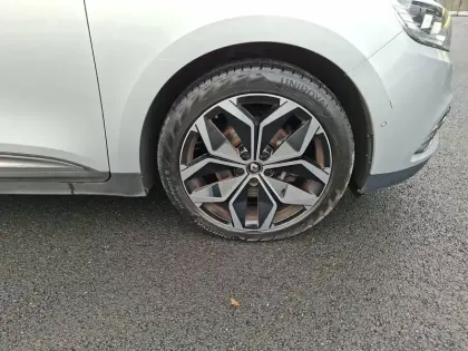 Photo 15 Renault Scenic  TCe 140 FAP EDC - 21