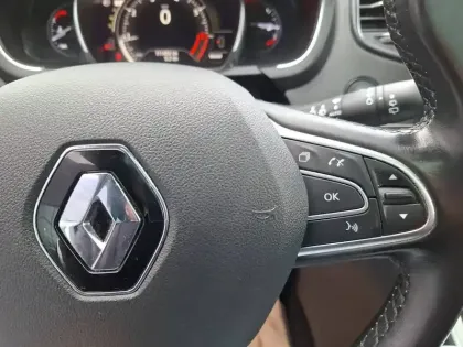 Photo 38 Renault Scenic  TCe 140 FAP EDC - 21