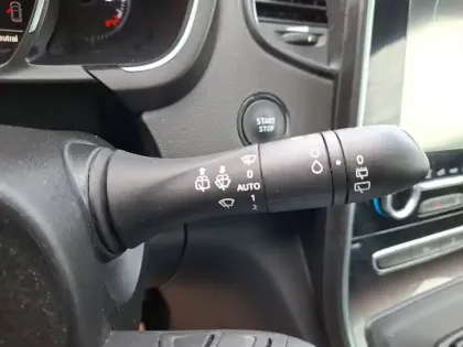 Photo 39 Renault Scenic  TCe 140 FAP EDC - 21