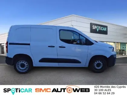Photo 45 Peugeot Partner  FOURGON M 950 KG BLUEHDI 100 S&S BVM6