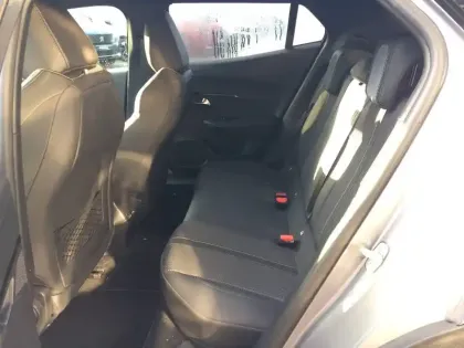 Photo 10 Peugeot 2008  BlueHDi 130 S&S EAT8