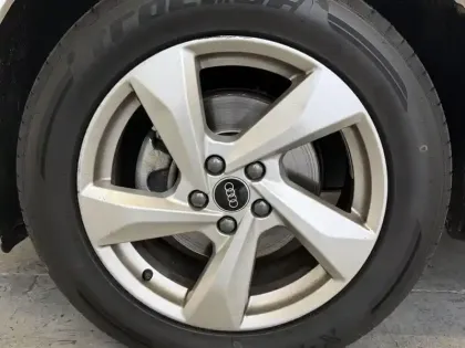 Photo 5 Audi Q3  35 TDI 150 ch S tronic 7