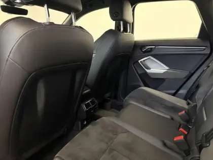 Photo 21 Audi Q3  35 TDI 150 ch S tronic 7