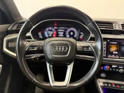 Photo 20 Audi Q3  35 TDI 150 ch S tronic 7