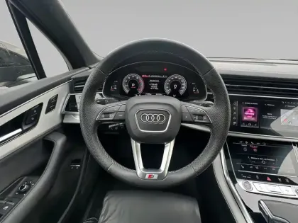 Photo 11 Audi Q7  60 TFSI e 462 Tiptronic 8 Quattro