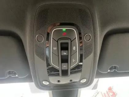 Photo 15 Audi Q7  60 TFSI e 462 Tiptronic 8 Quattro