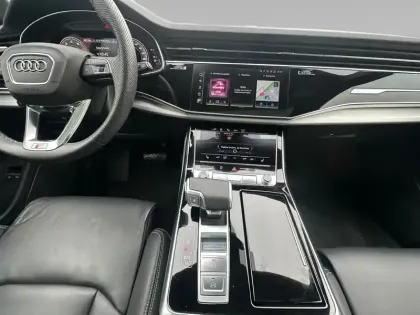 Photo 12 Audi Q7  60 TFSI e 462 Tiptronic 8 Quattro