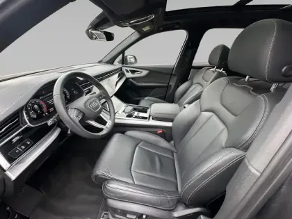 Photo 9 Audi Q7  60 TFSI e 462 Tiptronic 8 Quattro