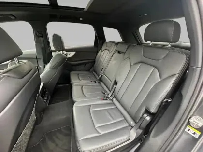 Photo 13 Audi Q7  60 TFSI e 462 Tiptronic 8 Quattro