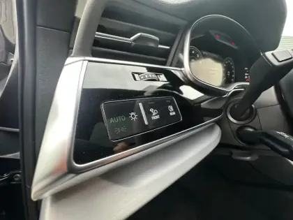 Photo 28 Audi Q7  60 TFSI e 462 Tiptronic 8 Quattro