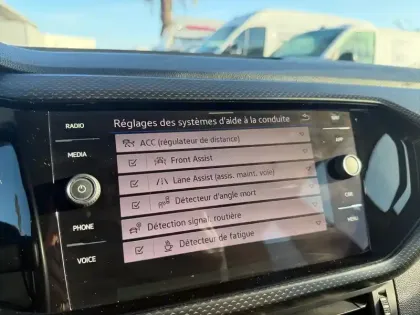 Photo 18 Volkswagen T-cross  1.0 TSI 110 Start/Stop DSG7