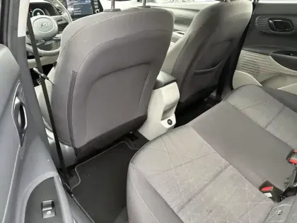 Photo 13 Hyundai Bayon  1.0 T-GDi 100 Hybrid 48V