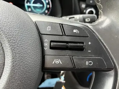 Photo 20 Hyundai Bayon  1.0 T-GDi 100 Hybrid 48V