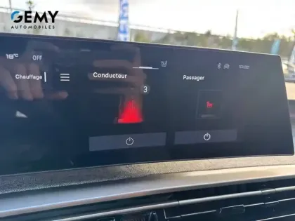 Photo 30 Peugeot 3008  Hybrid 145 e-DCS6