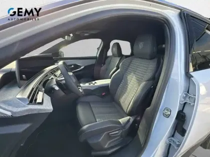 Photo 8 Peugeot 3008  Hybrid 145 e-DCS6