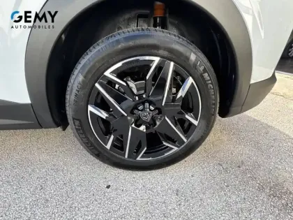 Photo 46 Peugeot 3008  Hybrid 145 e-DCS6