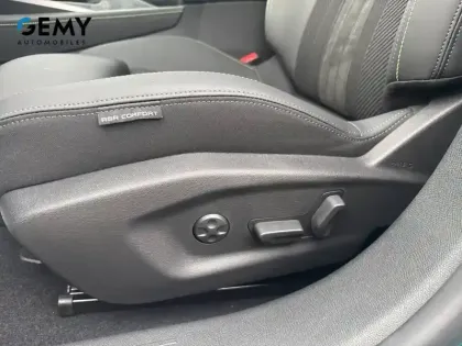 Photo 45 Peugeot 308  Electrique 55 kWh 156ch