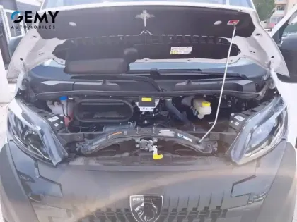 Photo 11 Peugeot Boxer  FGN TOLE 3.3 T L2H2 140 S&S BVM6