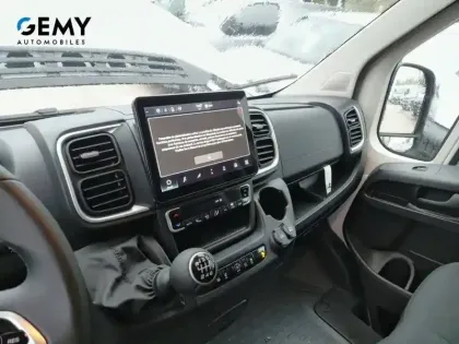 Photo 28 Peugeot Boxer  FGN TOLE 3.3 T L2H2 140 S&S BVM6