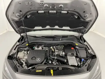 Photo 91 Mercedes GLA  250 e Hybrid EQ 8G-DCT