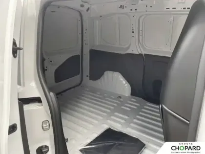 Photo 19 Peugeot Partner  FOURGON M 650 KG BLUEHDI 130 S&S EAT8