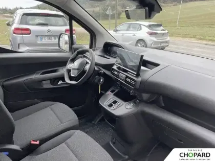 Photo 45 Peugeot Partner  FOURGON M 650 KG BLUEHDI 130 S&S EAT8