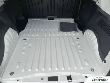 Photo 24 Peugeot Partner  FOURGON M 650 KG BLUEHDI 130 S&S EAT8