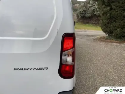 Photo 23 Peugeot Partner  FOURGON M 650 KG BLUEHDI 130 S&S EAT8