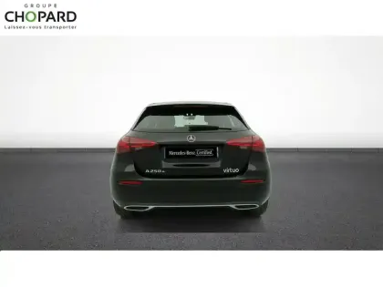 Photo 6 Mercedes Classe A  250 e 8G-DCT