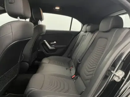 Photo 15 Mercedes Classe A  250 e 8G-DCT