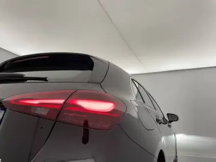 Photo 28 Mercedes Classe A  250 e 8G-DCT