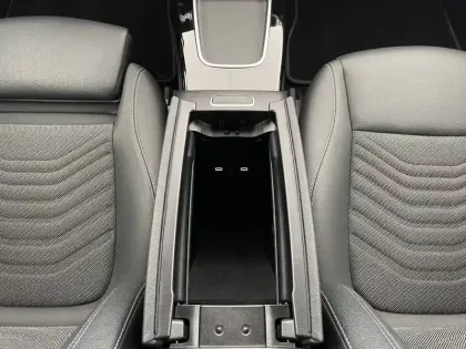 Photo 25 Mercedes Classe A  250 e 8G-DCT